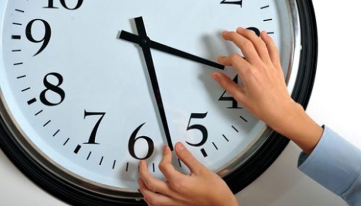 Лятното часово време е въведено в България на 1 април 1979 година