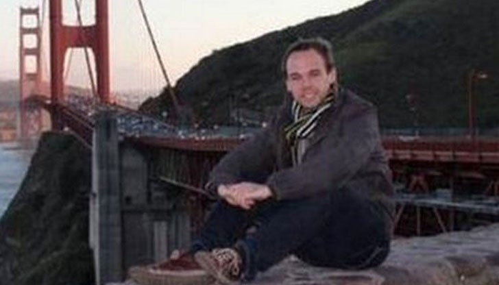 Пилота е 28-годишен германец, казва се Андреас Лубиц