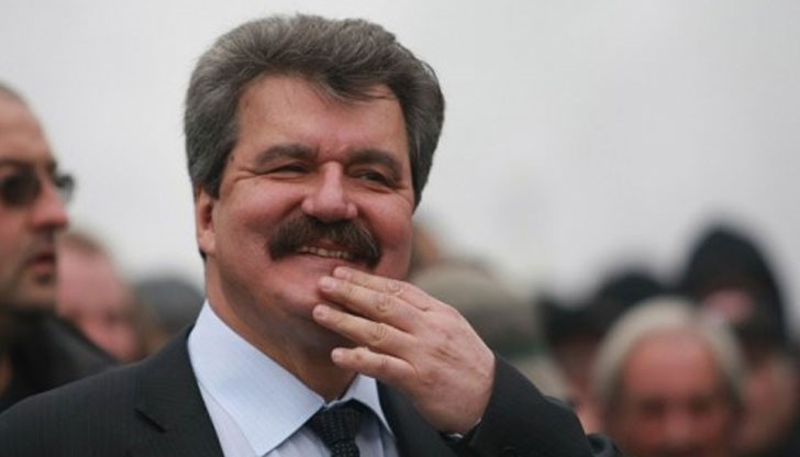 Тодор Батков изпаднал в нервна криза след втория гол на Ботев срещу ЦСКА