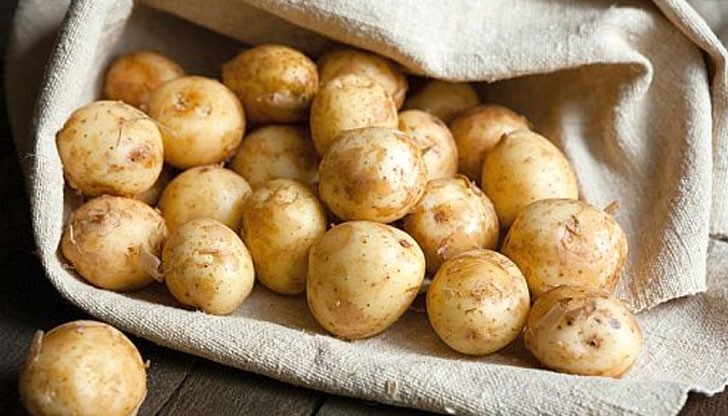 Методът, по който може да си отгледате голяма реколта от картофи, е много лесен.