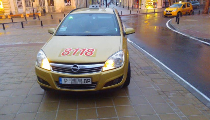 Тротоара пред магазин "Русе" е перфектно място за паркиране