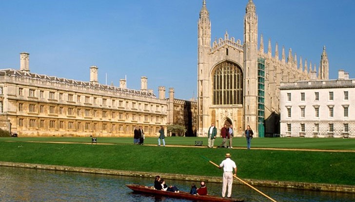 Повечето британски университети вече не признават резултатите от TOEFL и отдават предпочитание на изпитите на Университета Кеймбридж, които са валидни за цял живот Повечето британски университети вече не признават резултатите от TOEFL и отдават предпочитание на изпитите на Университета Кеймбридж, които са валидни за цял живот