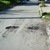 Вандали посегнаха на нов асфалт в квартал „Родина“