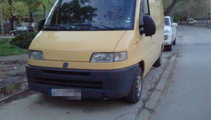 Тротоарите са за пешеходците, не за автомобили!