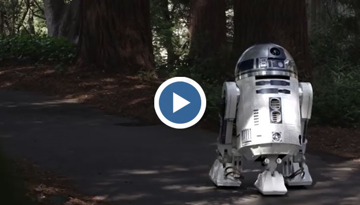 Робот R2-D2 активно е започнал да си търси възлюбена