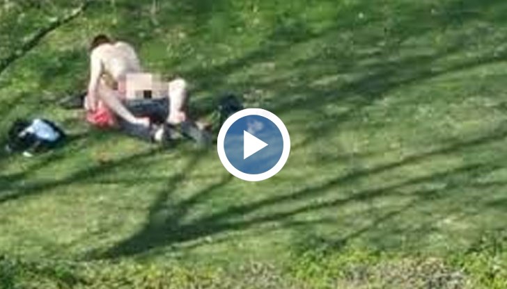 Видеото е заснето от служител на близък офис, откъдето всичко се виждало