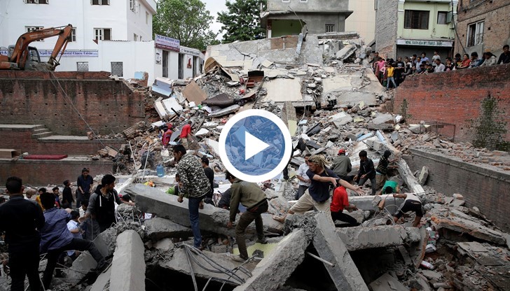 Десет жертви и стотици затрупани след силен трус в Непал