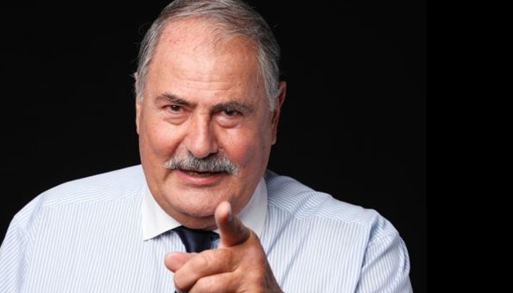 Жорж Ганчев: Правителството го управлява селски хитрес, който е ученик на бай Тошо