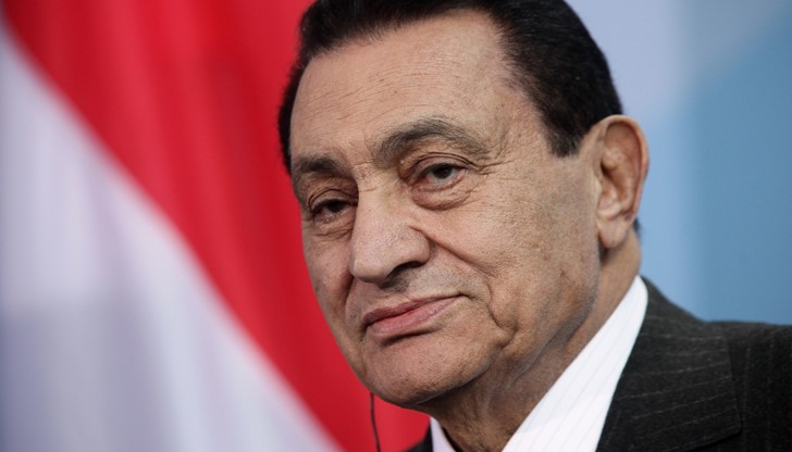 Състоянието на бившия египетски президент Хосни Мубарак е "удовлетворително", съобщиха лекари