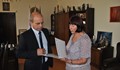Синдикат „Образование“ връчи на Пламен Стоилов грамота за отлично партньорство