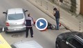 Шофьор помете моторист в центъра на Русе