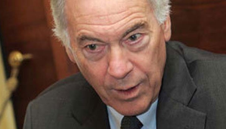 Проблемът в България е този, че БНБ никога не е разбирала, че търговските банки правят паричното предлагане, а не централната банка Проблемът в България е този, че БНБ никога не е разбирала, че търговските банки правят паричното предлагане, а не централната банка