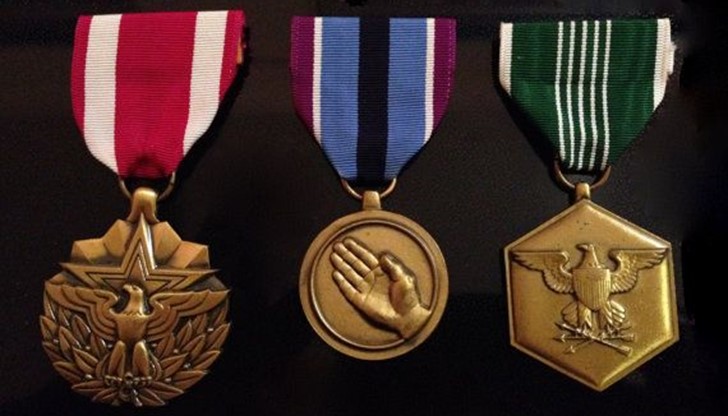 82-годишният мъж е бил уволнен дисциплинарно от магазин в гр. Глазгоу на търговската верига "Би енд Кю"(B&Q)