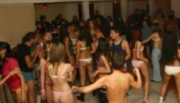 Едни от най-често спретващите си оргии в момента са живущите във Варна, София и Стара Загора Едни от най-често спретващите си оргии в момента са живущите във Варна, София и Стара Загора