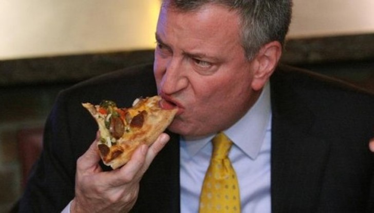 Останките от пицата позволили на екипи на полицията да изолират неговата ДНК. Престъпникът се издирва / Снимката е тематична Останките от пицата позволили на екипи на полицията да изолират неговата ДНК. Престъпникът се издирва / Снимката е тематична