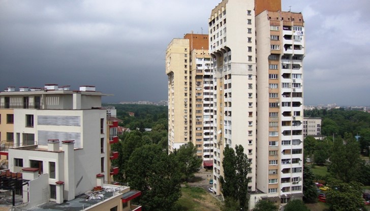 Според съседи на жената, че всичко е било в кръв