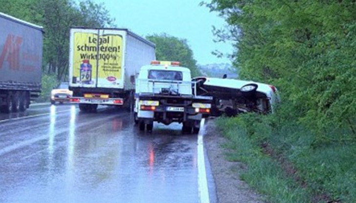 ТИР-ът продължил пътя си, все едно че нищо не е станало