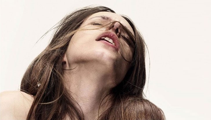 Едно момиче споделя своята история за нейния невероятно голям сексуален апетит Едно момиче споделя своята история за нейния невероятно голям сексуален апетит