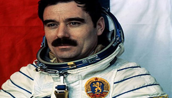 „Ако баща ми сега беше жив, щеше да му е много тежко и щеше да реагира остро на отчуждаването на хората, на геноцида, който се провежда върху пенсионерите, на невежеството и неграмотността на младежите у нас“, спомня си първият ни космонавт именник Георги Иванов