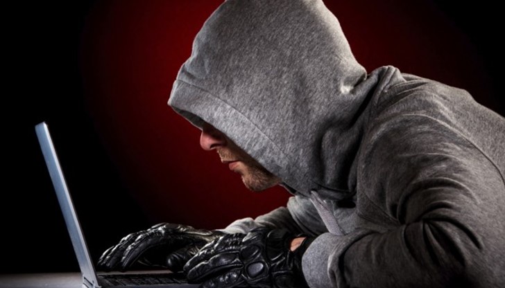 Крадци на лични данни източват кредитни карти чрез имейл Крадци на лични данни източват кредитни карти чрез имейл