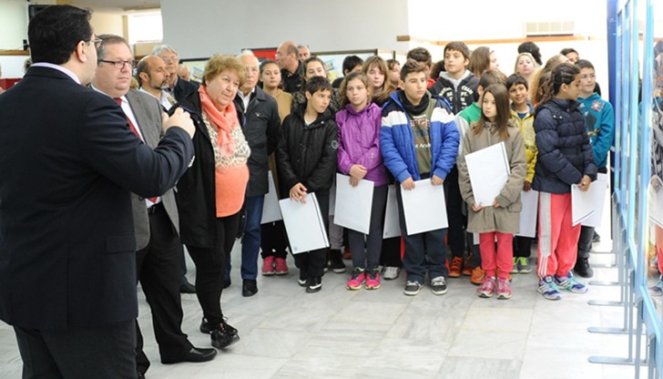 Решението на кметицата беше подкрепено от голяма част от градския съвет