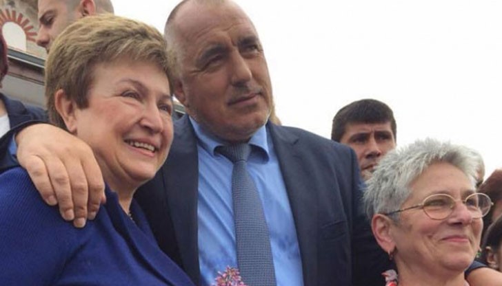 Бойко Борисов и Кристалина Георгиева почетоха реставрирания Гигинския манастир „Св.Св. безсребреници и чудотворци Козма и Дамян Асийски".