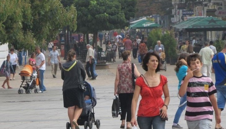 С между 500 и 1000 души през миналата година са намалели жителите на Габрово, Шумен, Русе, Видин, Кюстендил, Сливен, Бургас, Монтана, Силистра, Ямбол и Ловеч С между 500 и 1000 души през миналата година са намалели жителите на Габрово, Шумен, Русе, Видин, Кюстендил, Сливен, Бургас, Монтана, Силистра, Ямбол и Ловеч