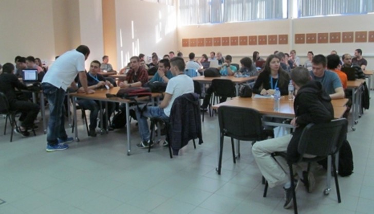 Хакатонът е състезание за софтуерни разработки, онлайн предприемачество, информационни технологии и иновативни продукти