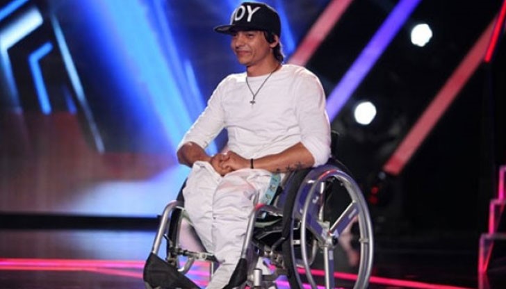 Пламен Любенов получи чек за 60 000