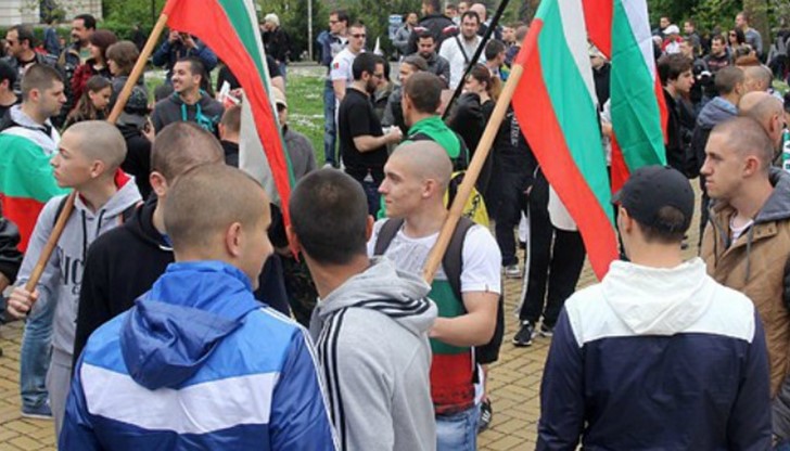 Администраторите на страницата, преди около час, са написали: „Друг път, като няма да присъствате, поне не лъжете във Фейсбук” Администраторите на страницата, преди около час, са написали: „Друг път, като няма да присъствате, поне не лъжете във Фейсбук”