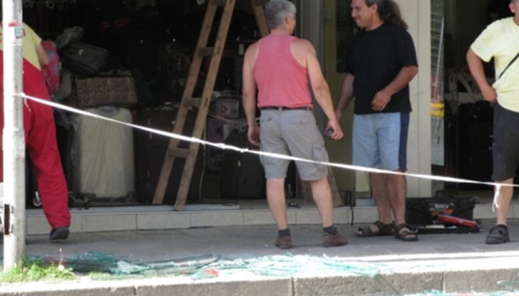 За щастие при инцидента няма пострадали, нанесени са само материални щети