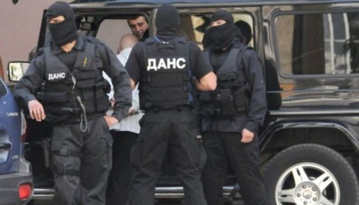 Просветният министър потърси съдействие от ДАНС за матурите