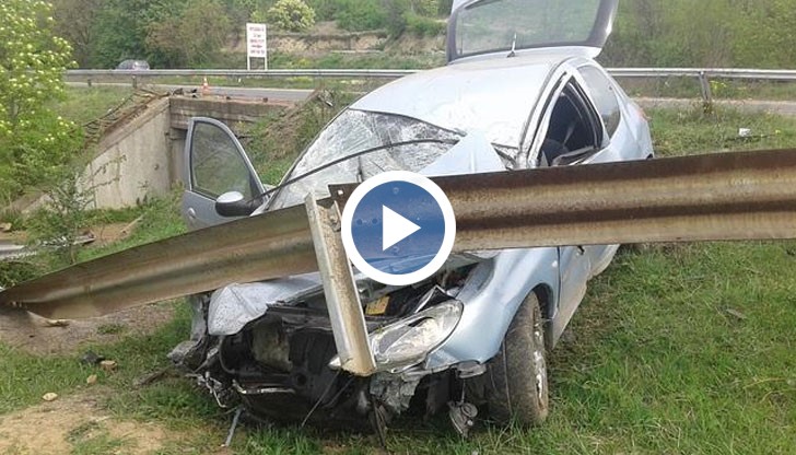 Жена оцеля по чудо след зверска катастрофа