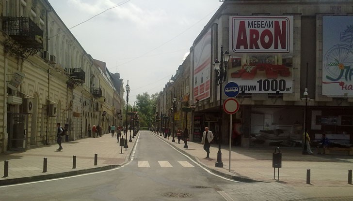Улица "Александровска" от ул. "К. Иречек" до ул. "Отец Паисий" е забранена за МПС