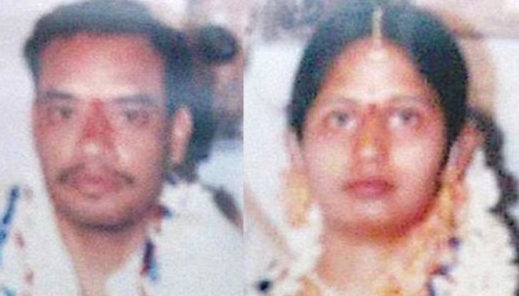 В Индия майка и 10-годишната й дъщеря са били измъчвани и оковани в тоалетна в течение на три години, защото откачилият съпруг на жената искал да има син
