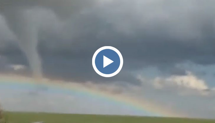 Серия торнадо преминаха през Тексас и причиниха сериозни разрушения