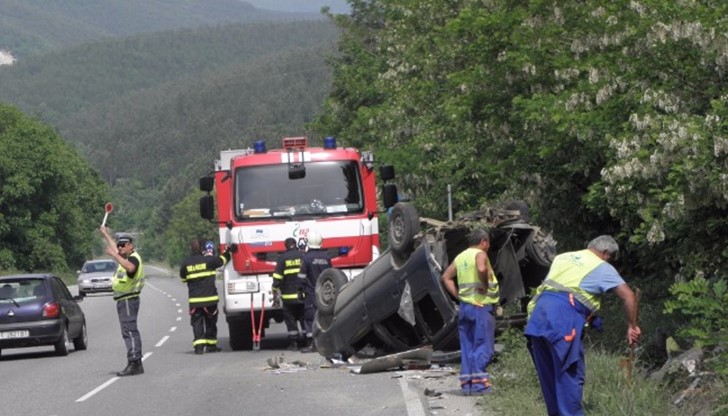 Катастрофата е станала на пътя Добрич-Албена на разклона за село Оброчище