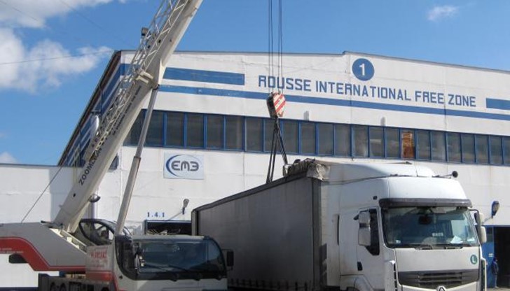 Свободна зона - Русе е индустриалното сърце на крайдунавския град и притегателен център за десетки фирми от региона Свободна зона - Русе е индустриалното сърце на крайдунавския град и притегателен център за десетки фирми от региона