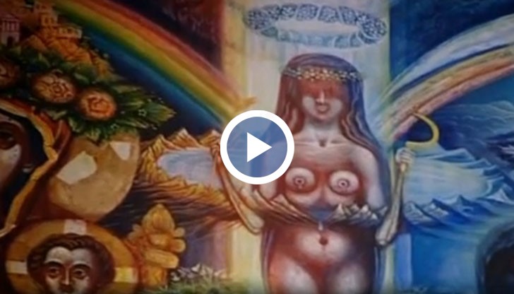 Художник „облича” голите жени в картините си