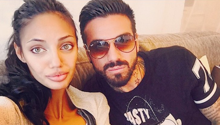 Пластичният хирург е обещал до сватбата в края на юни булката да блесне с най-впечатляващия балкон