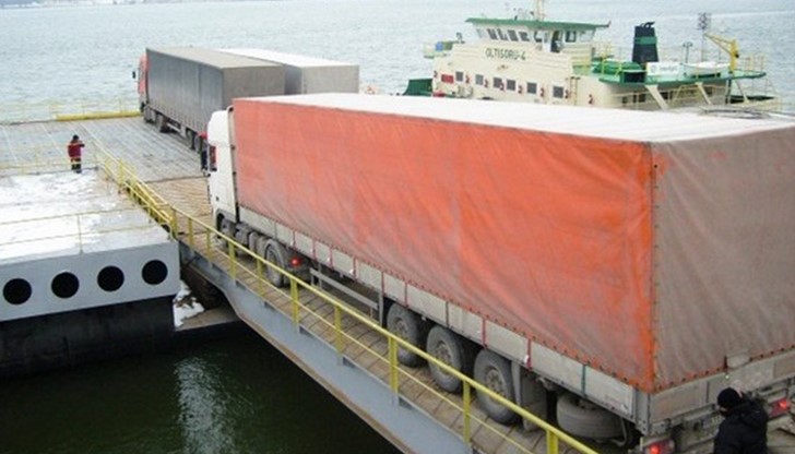 От областната управа информираха, че предстои подписване на споразумение между двете страни, свързано с организацията на работа и движението по “Дунав мост” От областната управа информираха, че предстои подписване на споразумение между двете страни, свързано с организацията на работа и движението по “Дунав мост”