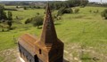 Гледайте внимателно! Тази църква ще изчезне пред очите ви