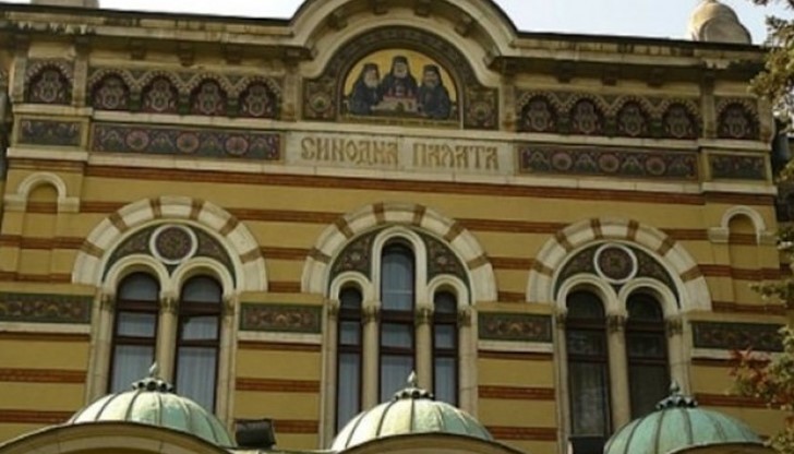 След голямо лобиране парламентът реши да освободи молитвените домове - храмове и манастири, от данък сгради и такса смет