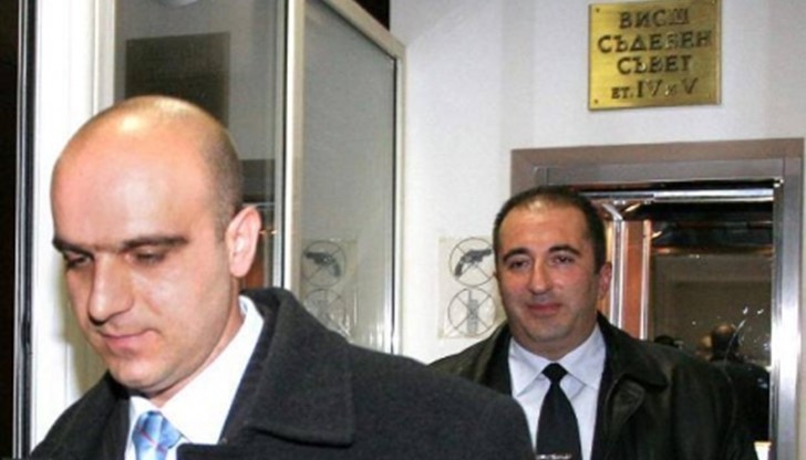 Скандалният прокурор Тони Томов все още не е образувал наказателно производство срещу 24-годишния Мартин Живков Желев Скандалният прокурор Тони Томов все още не е образувал наказателно производство срещу 24-годишния Мартин Живков Желев