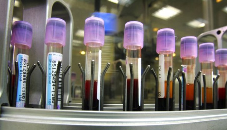 Когато шофьорът отворил вратата на возилото си буквално се изтърколил в краката на ченгетата