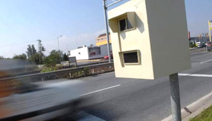 Оборудваните с камери за контрол на скоростта автомобили на Русенската полиция ще бъдат на ... Оборудваните с камери за контрол на скоростта автомобили на Русенската полиция ще бъдат на ...