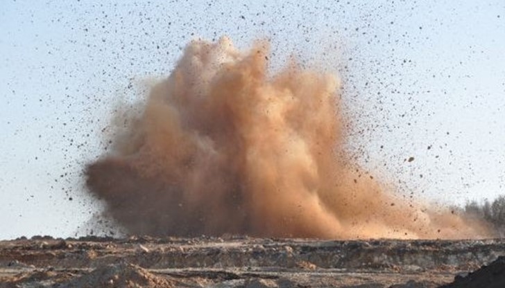 Линейки летят към мястото на трагедията / снимката е илюстративна Линейки летят към мястото на трагедията / снимката е илюстративна