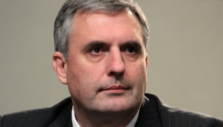 Предвиденото увеличение ще бъде внесено от вицепремиера и министър на труда и социалната политика Ивайло Калфин