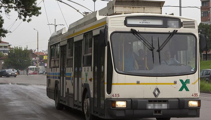 Дете на около 10 години е пострадало, след като е било блъснато от тролей на пресечката на ул. "Муткурова" и бул. "Ген. Скобелев" днес / Снимката е илюстративна