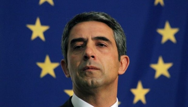 Президентът поздрави армията за споразумението за военно сътрудничество с Германия Президентът поздрави армията за споразумението за военно сътрудничество с Германия